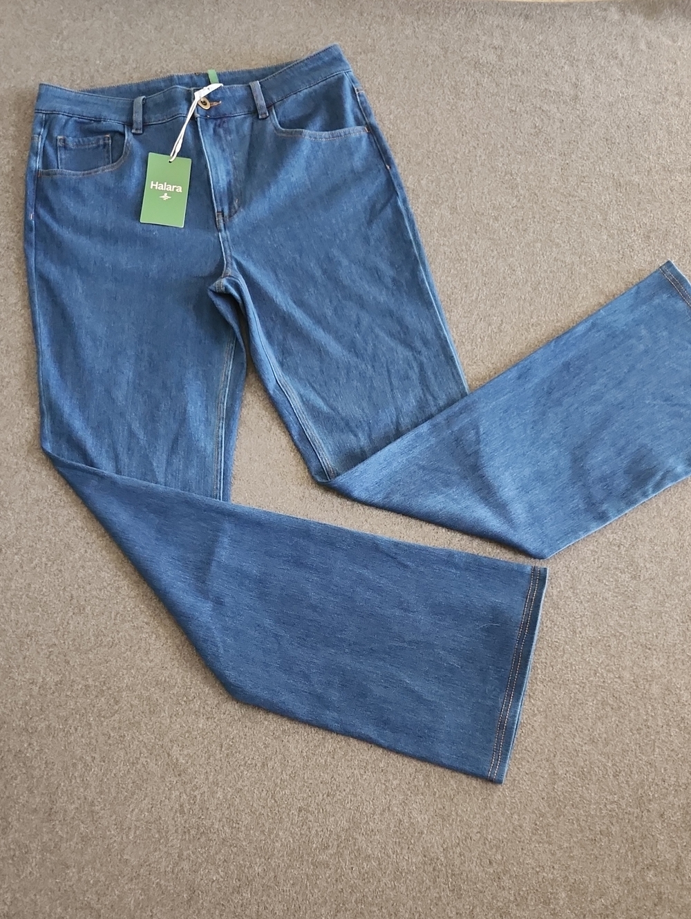 HALARA Womens Blue Flare Leg Jeans High Rise Indigo Stretch Sze Medium 30x30 NEW